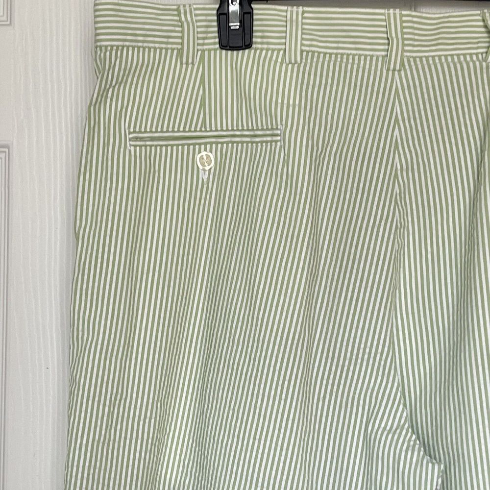JoS A Bank Stay Cool Seersucker Shorts Green White Stripe Mens 40 - Picture 3 of 16